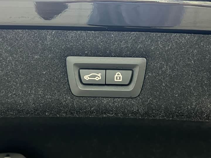 Фото 30 - BMW 5 Series