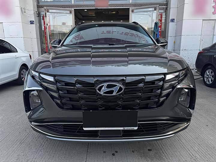 Фото 3 - Hyundai Tucson L