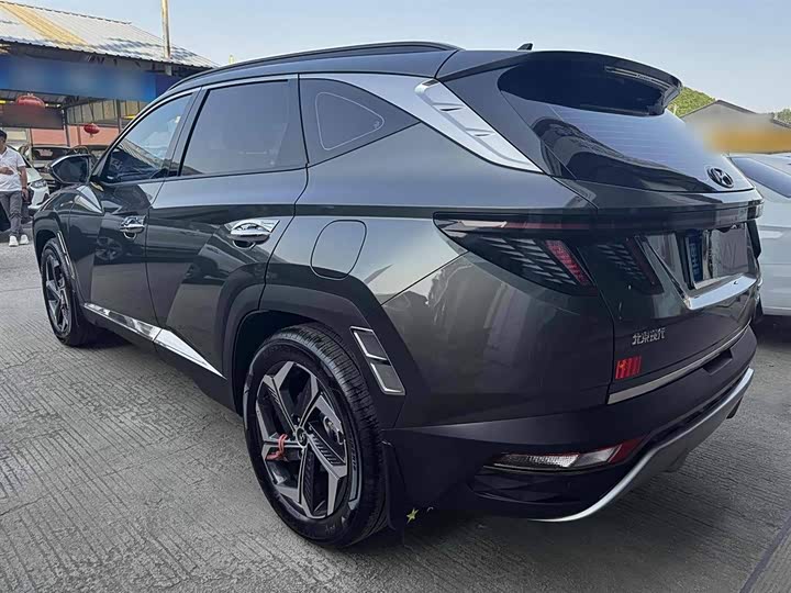 Фото 5 - Hyundai Tucson L