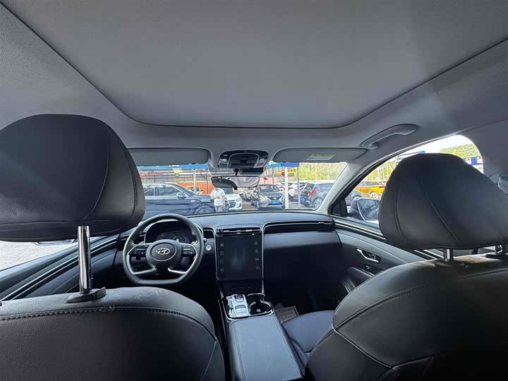 Фото 9 - Hyundai Tucson L