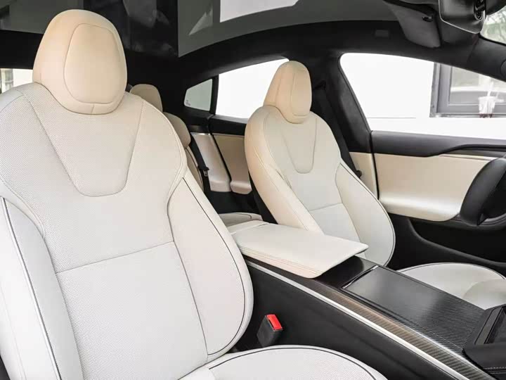 Фото 6 - Tesla Model S