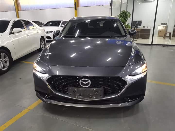 Фото 3 - Mazda 3 (Axela)