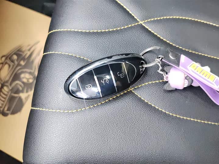 Фото 9 - Bestune T77