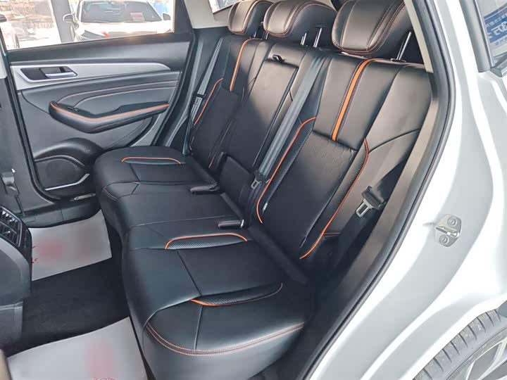 Фото 8 - Haval F7