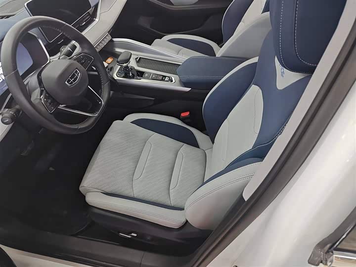 Фото 11 - Geely Preface