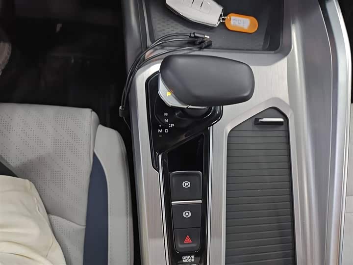 Фото 9 - Geely Preface