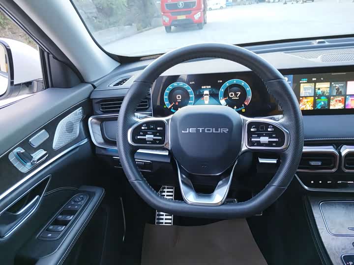 Фото 13 - Jetour X70 Plus