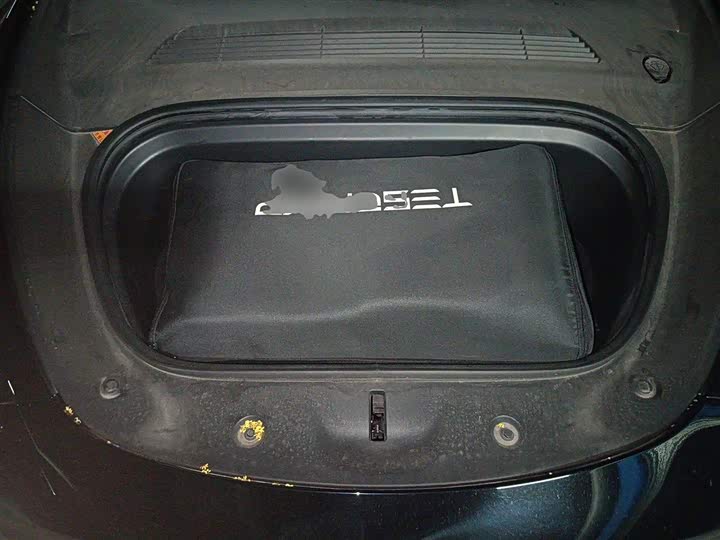 Фото 11 - Tesla Model Y