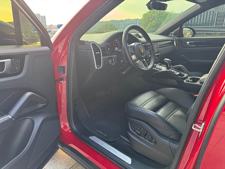 Фото 4 - Porsche Cayenne