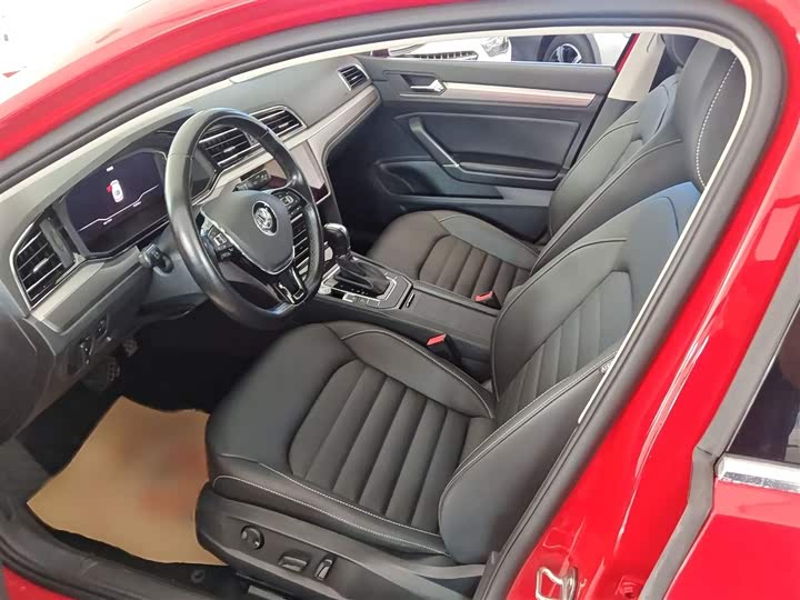 Фото 11 - Volkswagen Lamando L