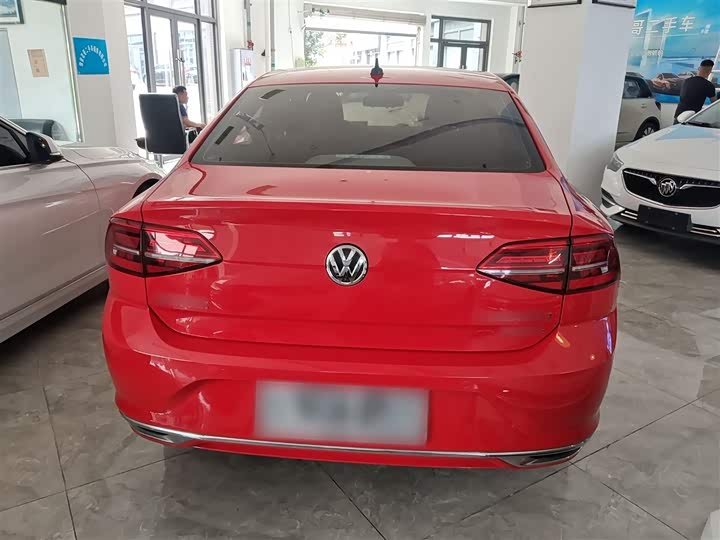 Фото 12 - Volkswagen Lamando L