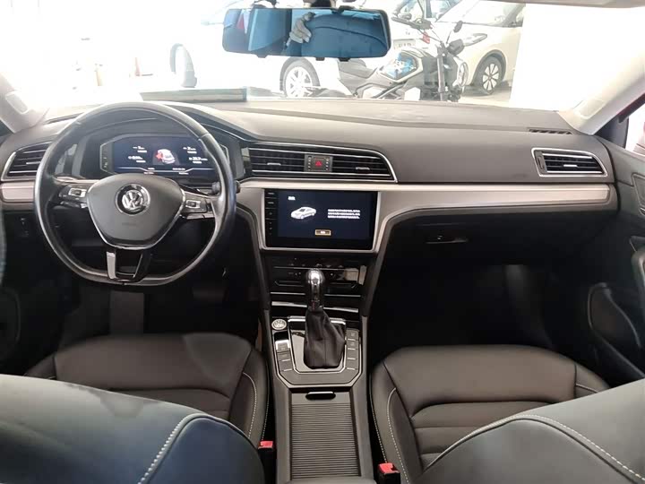 Фото 7 - Volkswagen Lamando L