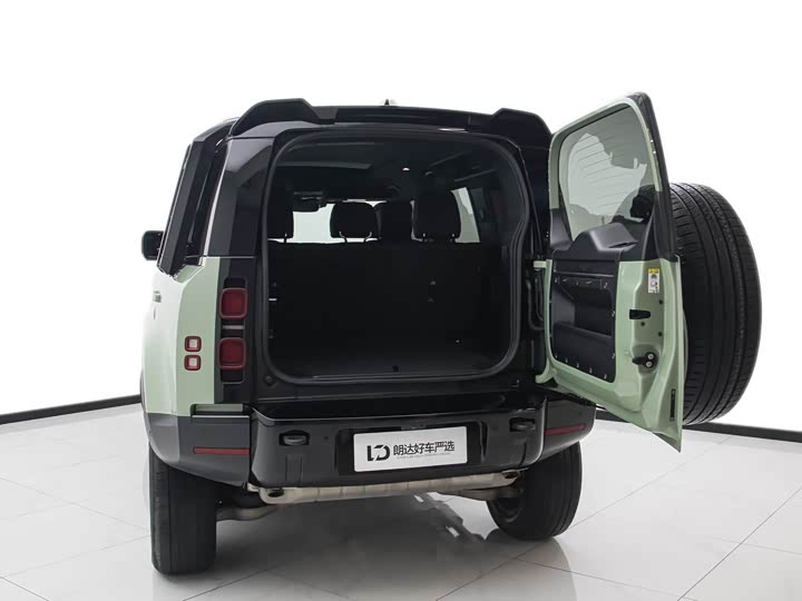 Фото 18 - Land Rover Defender