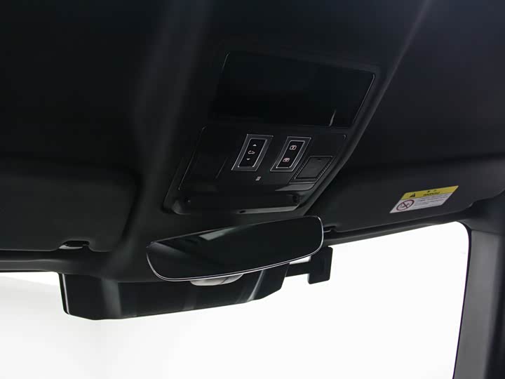 Фото 8 - Land Rover Defender