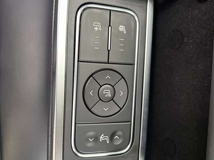 Фото 13 - GAC Trumpchi M8