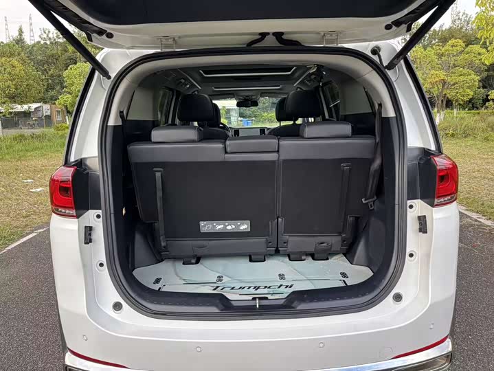 Фото 25 - GAC Trumpchi M8