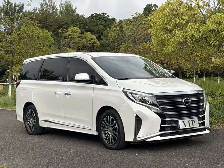 Фото 3 - GAC Trumpchi M8