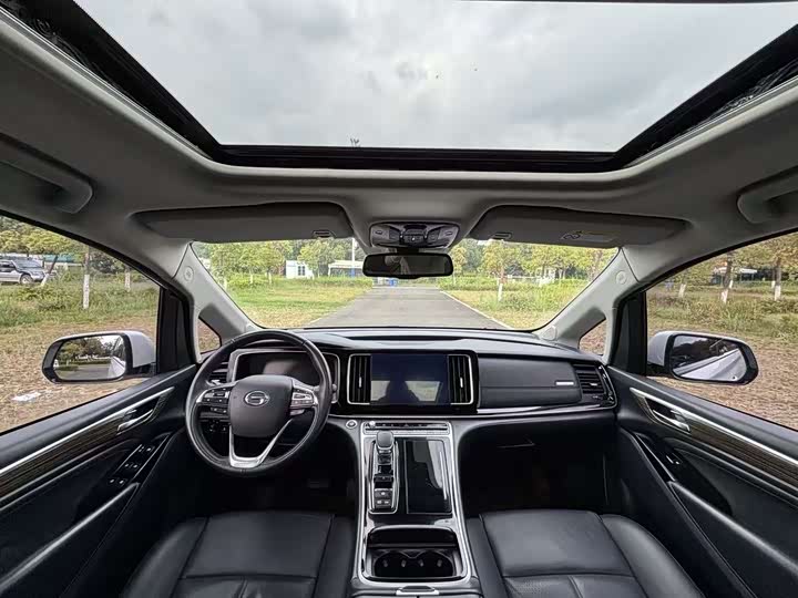 Фото 9 - GAC Trumpchi M8