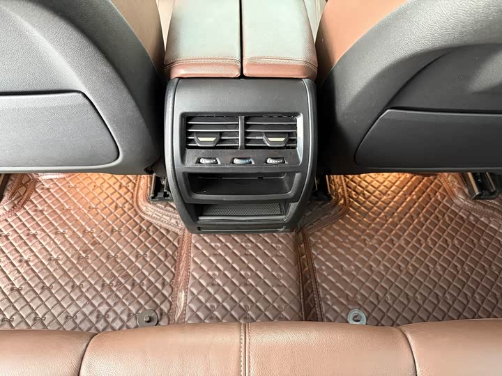 Фото 11 - BMW X5