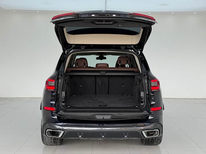 Фото 18 - BMW X5