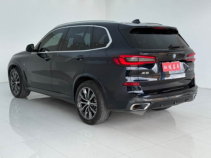 Фото 20 - BMW X5