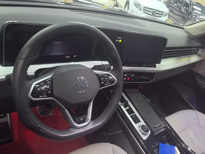 Фото 11 - Volkswagen Tavendor