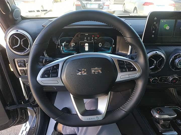 Фото 11 - BAIC Beijing BJ40