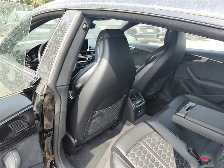 Фото 8 - Audi RS 5