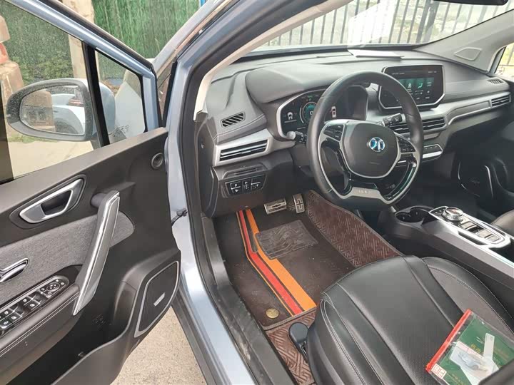 Фото 13 - Beijing EX3