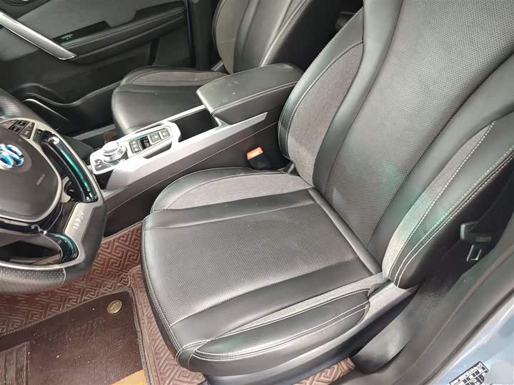 Фото 7 - Beijing EX3