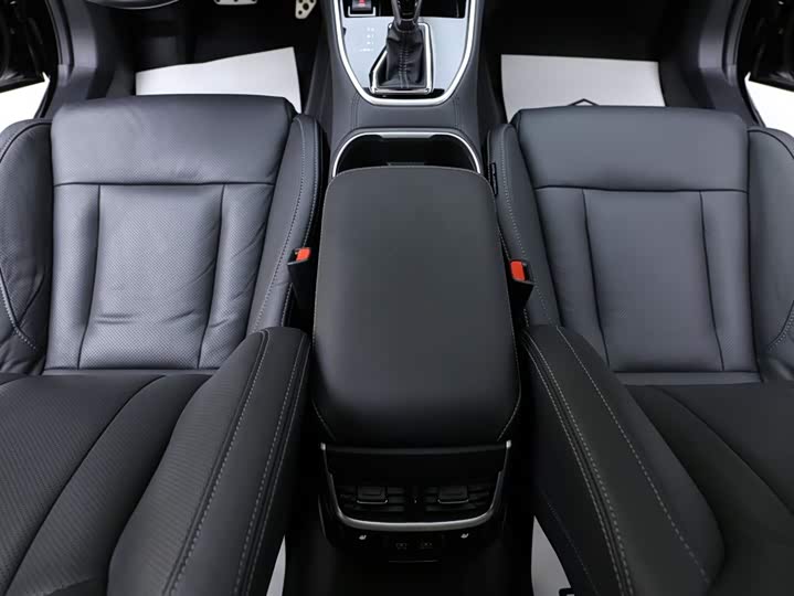 Фото 10 - Subaru Outback