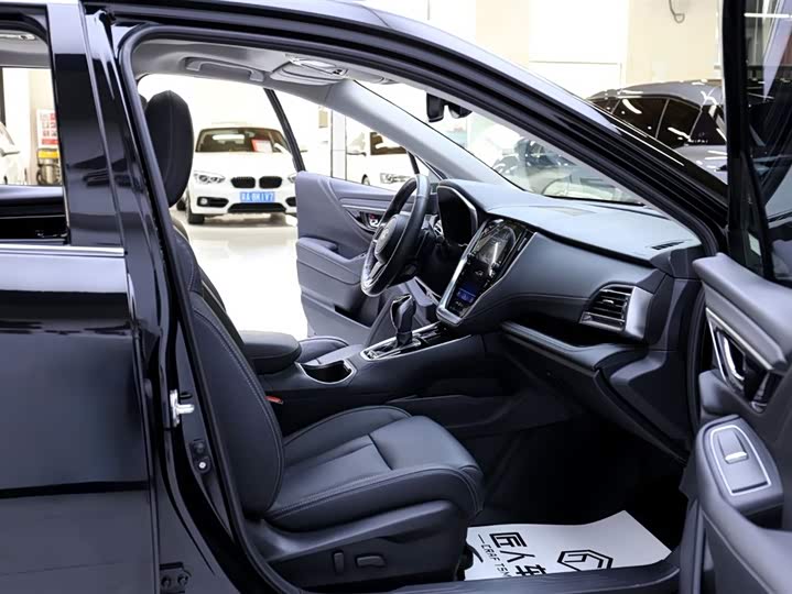 Фото 16 - Subaru Outback