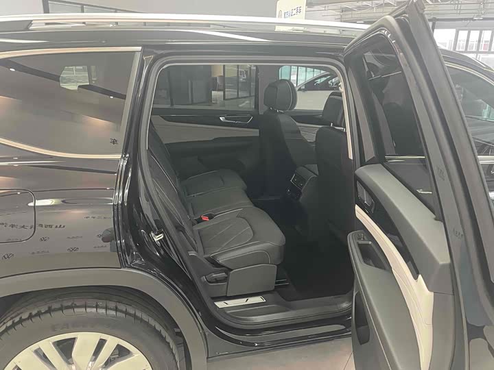 Фото 10 - Volkswagen Teramont Pro