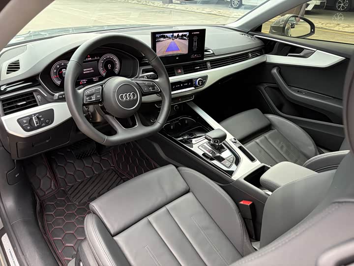 Фото 8 - Audi A5