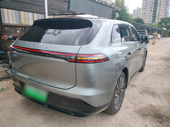 Фото 7 - Exeed Sterra ET