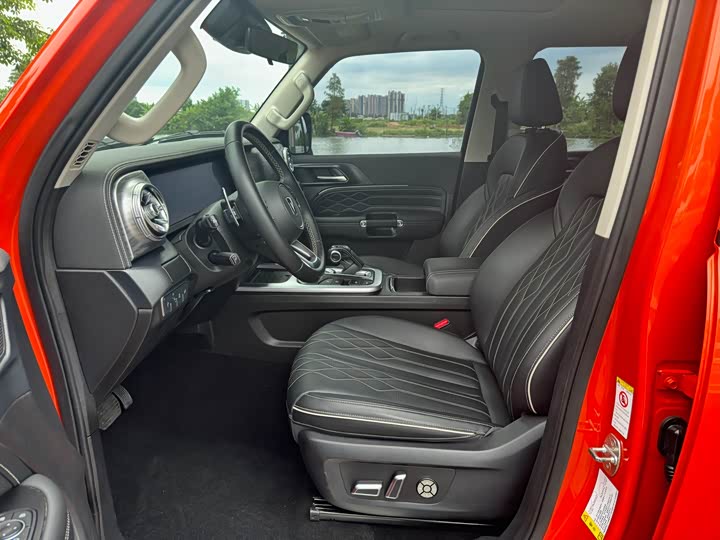 Фото 8 - Tank 300