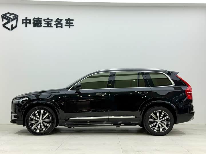 Фото 4 - Volvo XC90