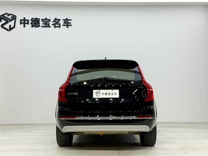 Фото 6 - Volvo XC90