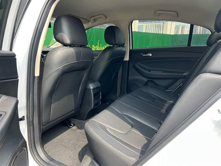 Фото 10 - Chery Arrizo 5