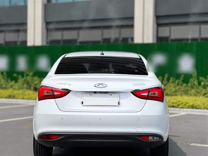 Фото 3 - Chery Arrizo 5