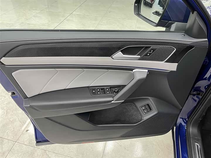 Фото 10 - Volkswagen Tayron GTE Hybrid