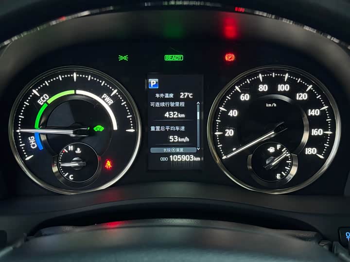 Фото 18 - Toyota Vellfire