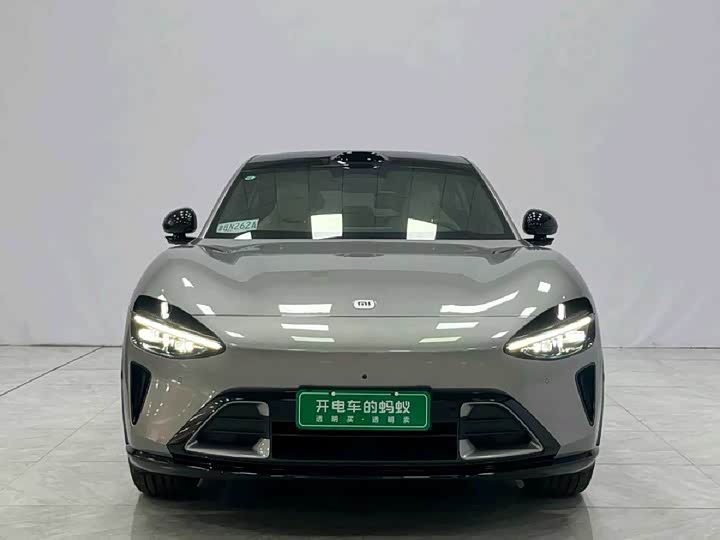 Фото 2 - Xiaomi YU7