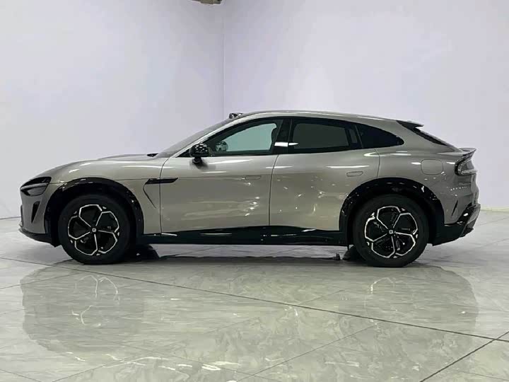 Фото 4 - Xiaomi YU7