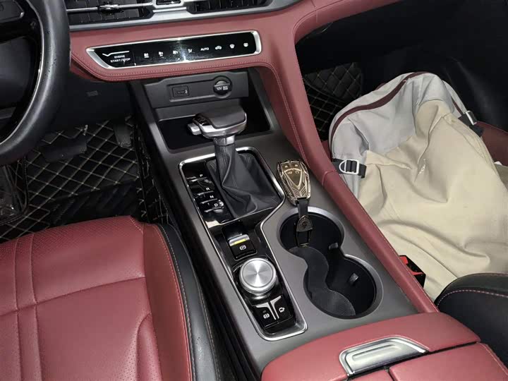 Фото 14 - Changan CS75 Plus