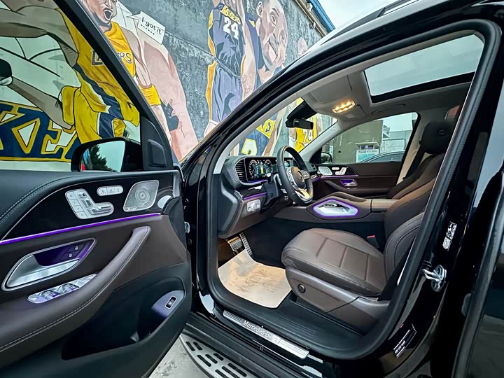 Фото 11 - Mercedes-Benz GLS-Class