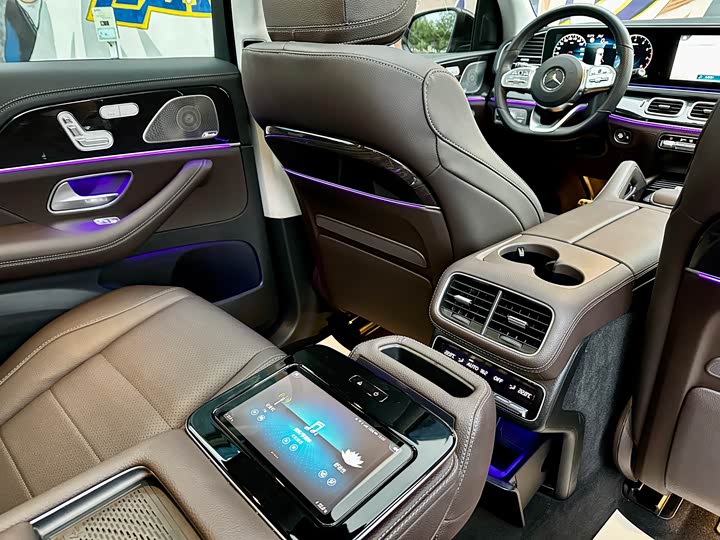 Фото 8 - Mercedes-Benz GLS-Class