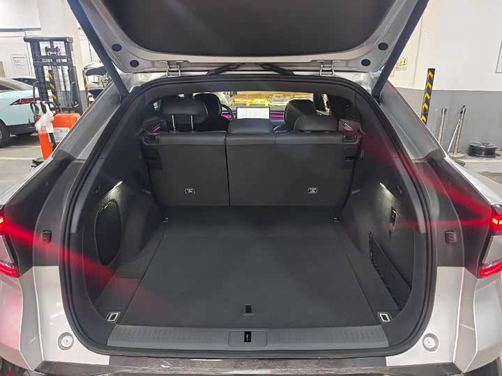 Фото 9 - XPeng G7