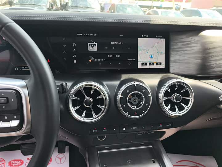 Фото 13 - Tank 300