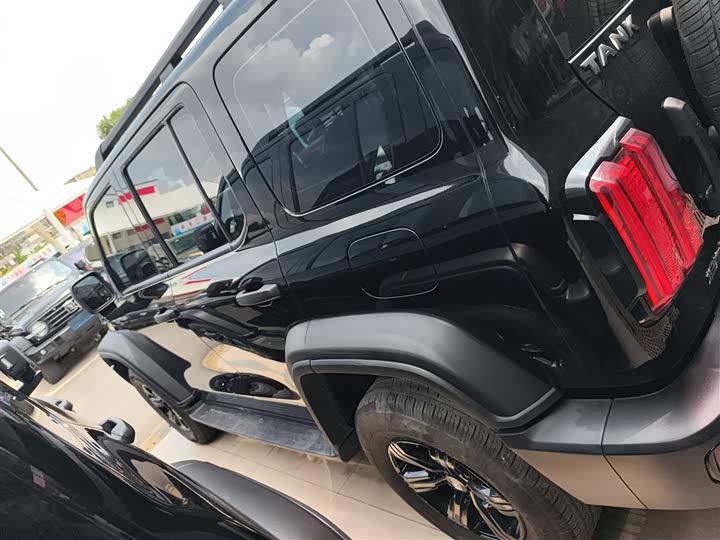 Фото 5 - Tank 300